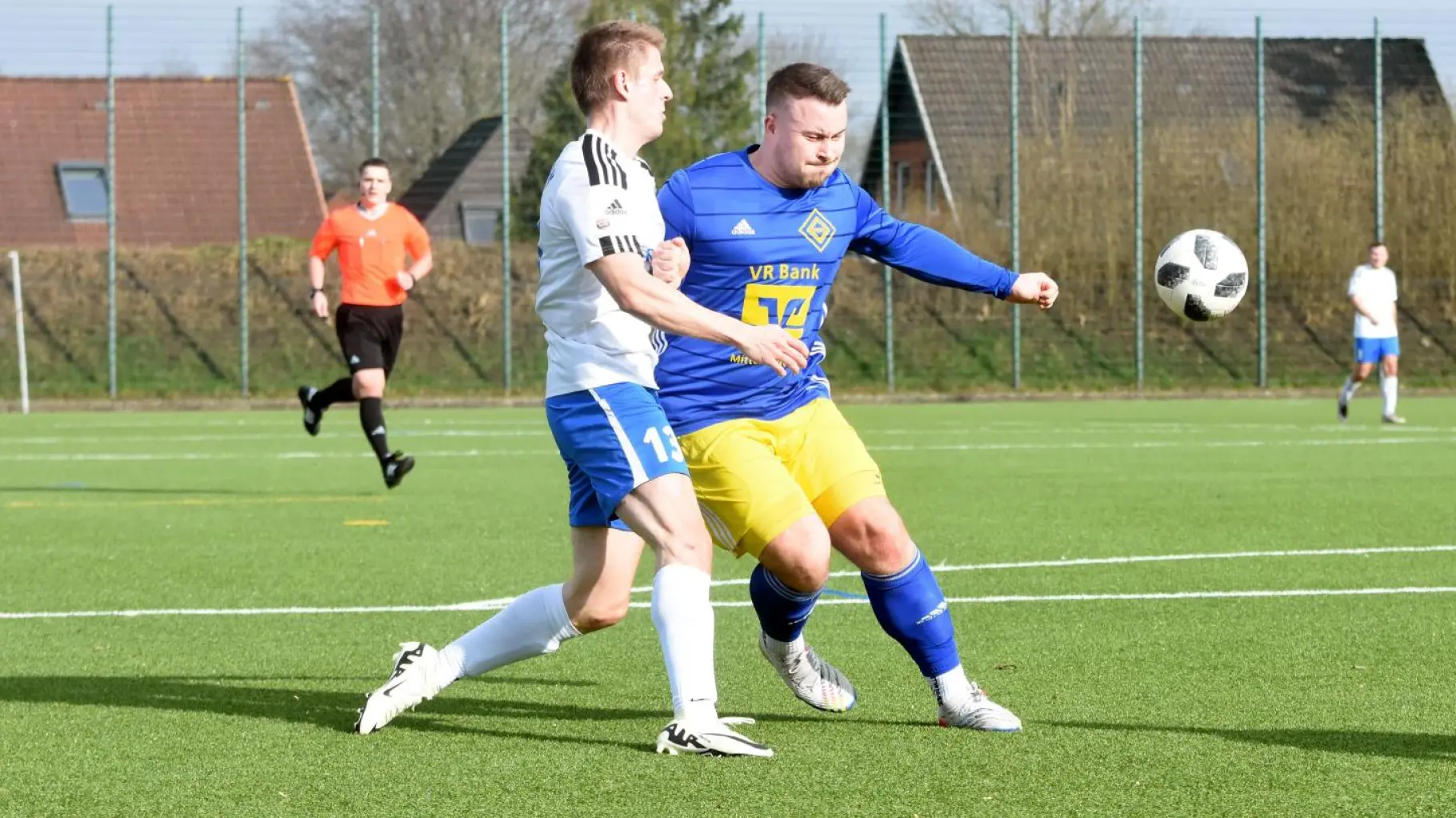 Torfestival: SV Dörpum und Schleswig IF trennen sich 4:4