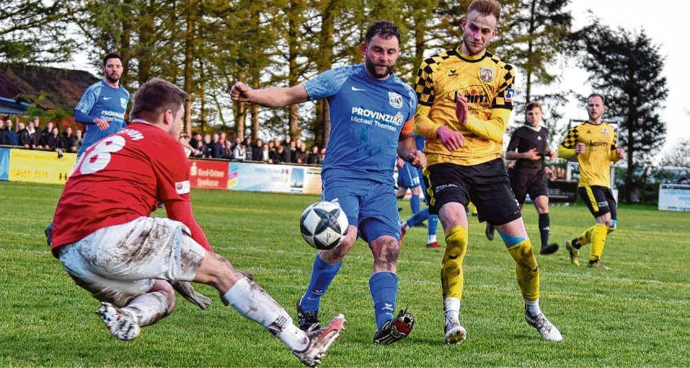 Rote Karte als Knackpunkt - Dörpum verliert Derby gegen Frisia